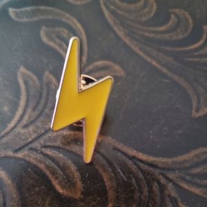 Flash pin